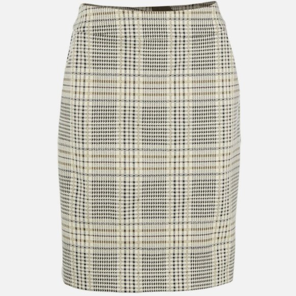 NWT Cabi Travel Skirt 4580 - Picture 1 of 4